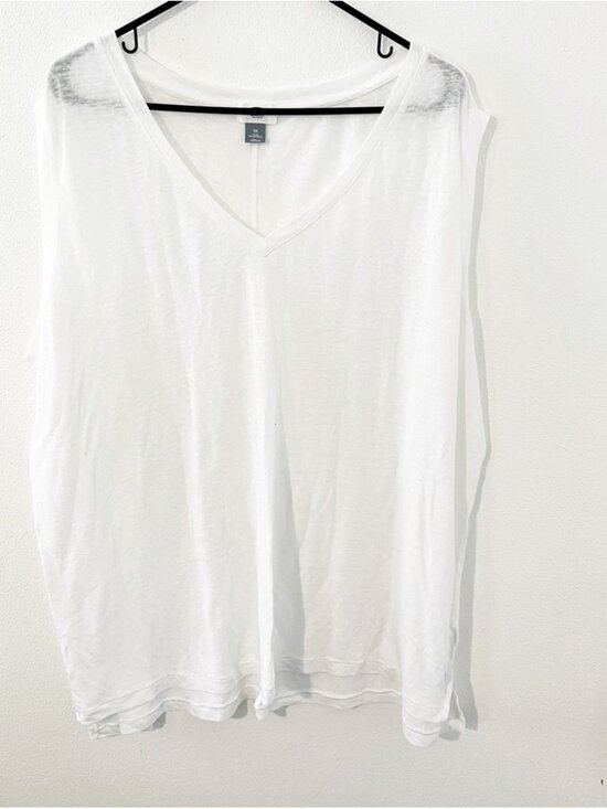 Tops - Sleeveless Tee-3X